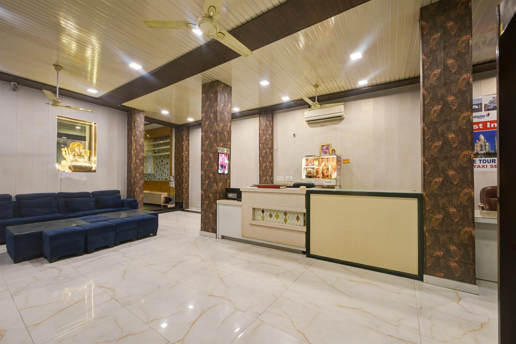 Hotel Shri Vinayak In City Centre At New Delhi Railway Station-By Rcg Hotels Экстерьер фото